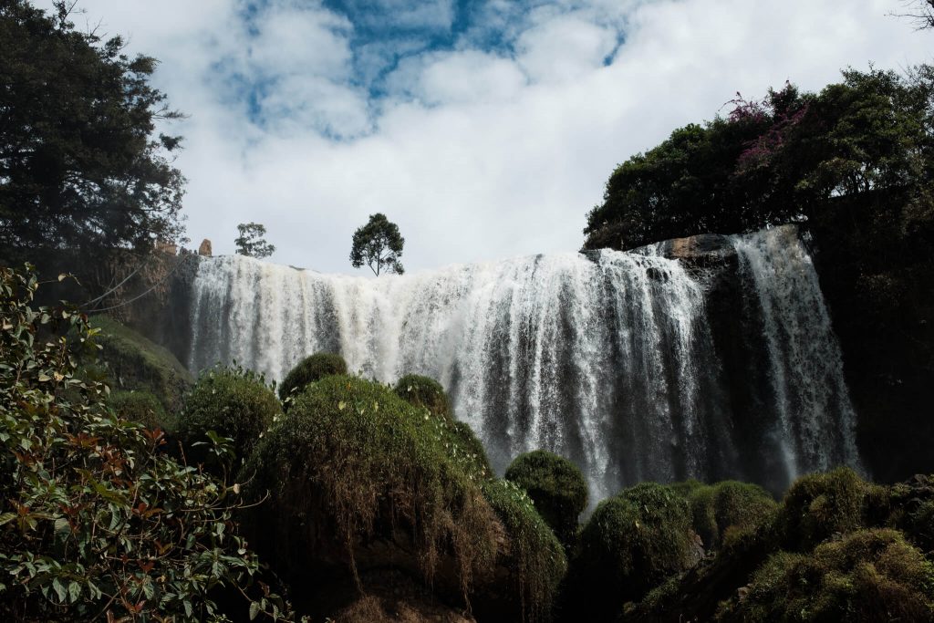 Krásný vodopád nedaleko Đà Lạtu...